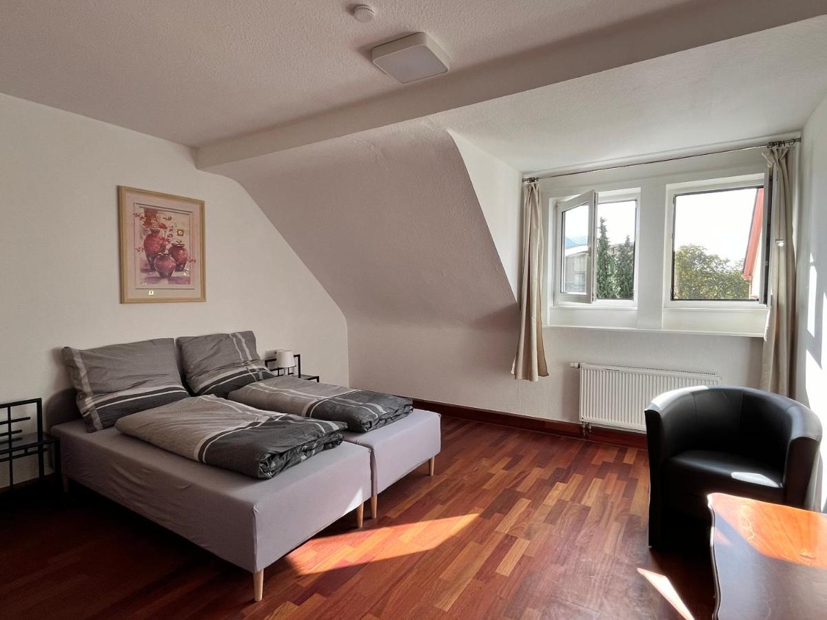 Gaestezimmer Limburg City 림부르크안더란 외부 사진