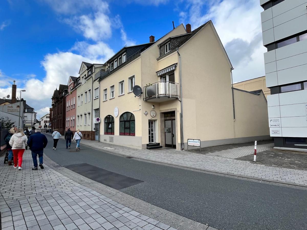 Gaestezimmer Limburg City 림부르크안더란 외부 사진