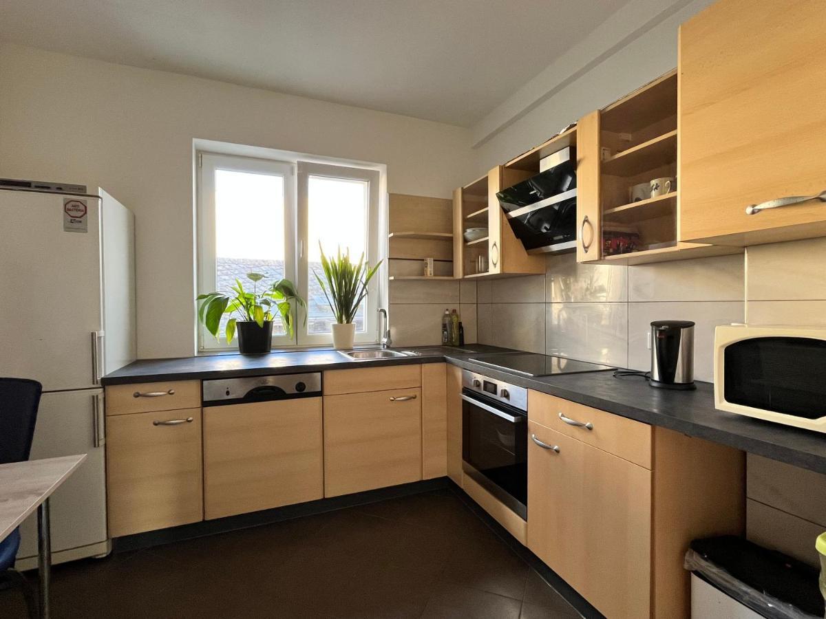 Gaestezimmer Limburg City 림부르크안더란 외부 사진