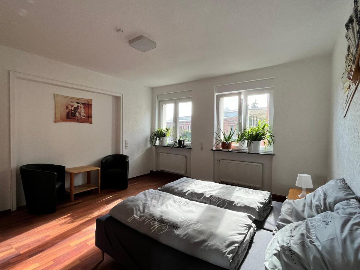 Gaestezimmer Limburg City 림부르크안더란 외부 사진