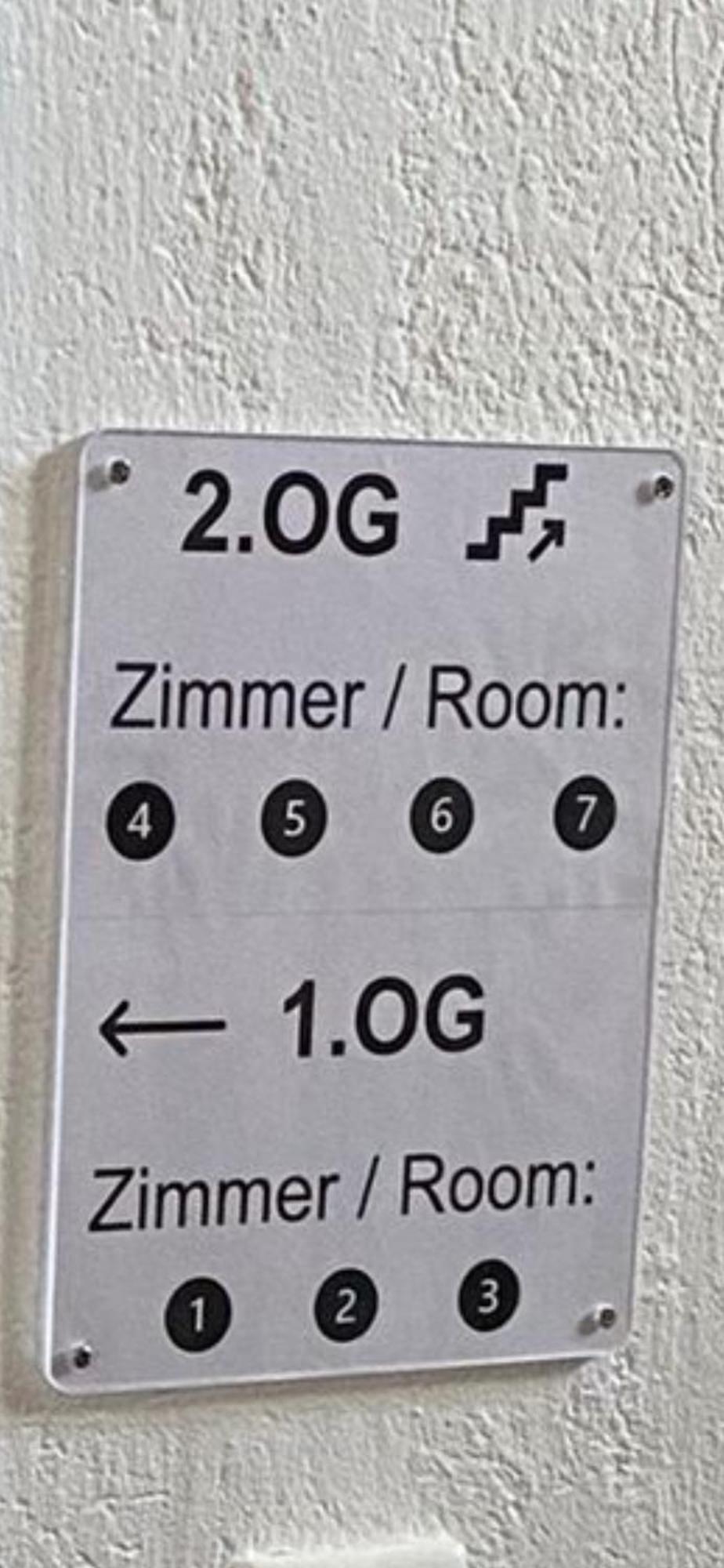Gaestezimmer Limburg City 림부르크안더란 외부 사진