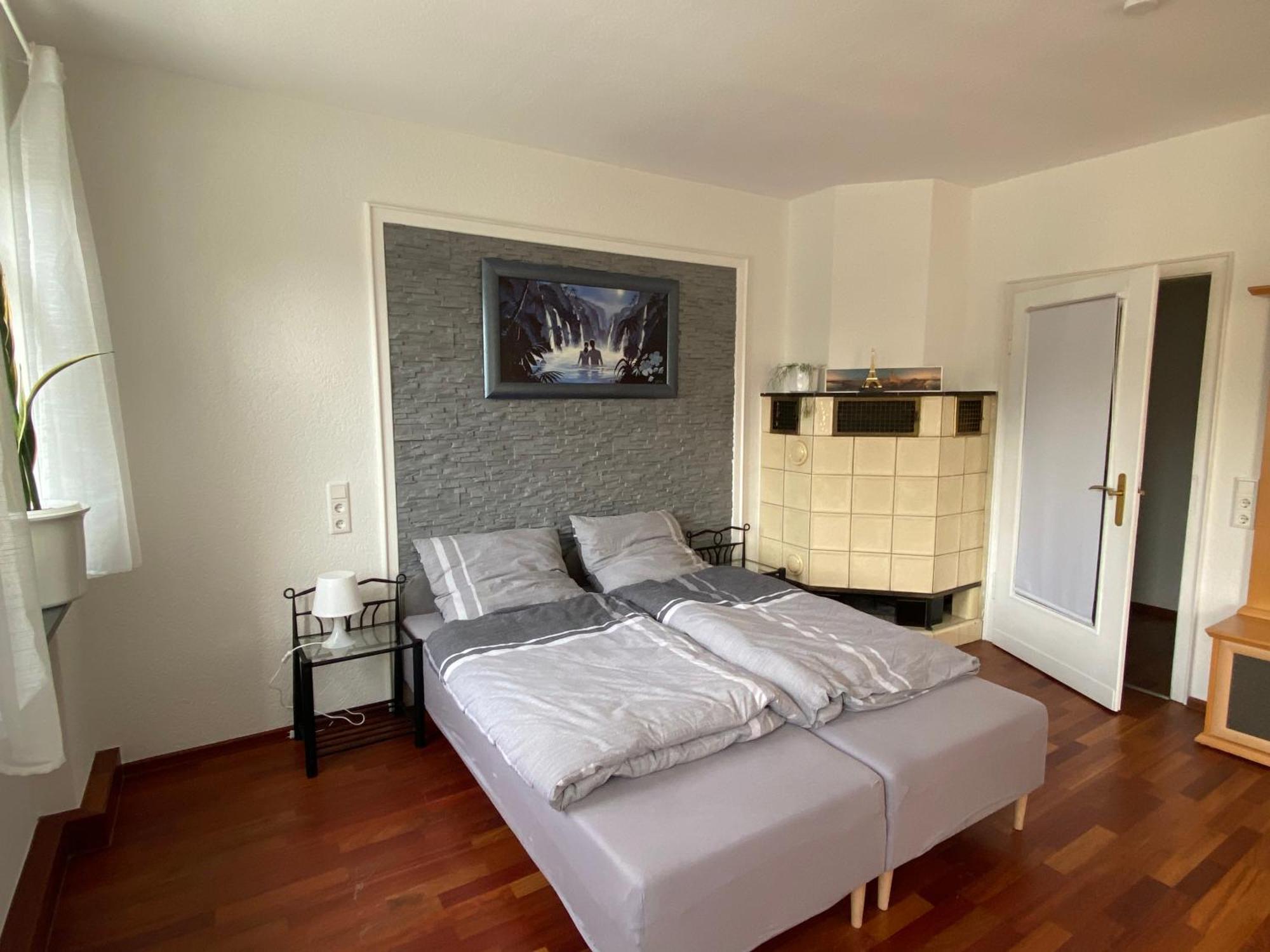 Gaestezimmer Limburg City 림부르크안더란 외부 사진